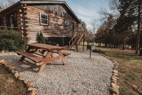 Cedar Grove Cabin in Bourbon Missouri